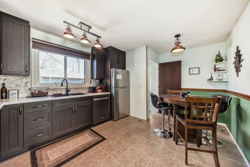 314 Mckinnon Drive, Carseland, AB - Indoor Photo Showing Other Room