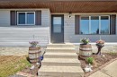 314 Mckinnon Drive, Carseland, AB  - Outdoor With Exterior 