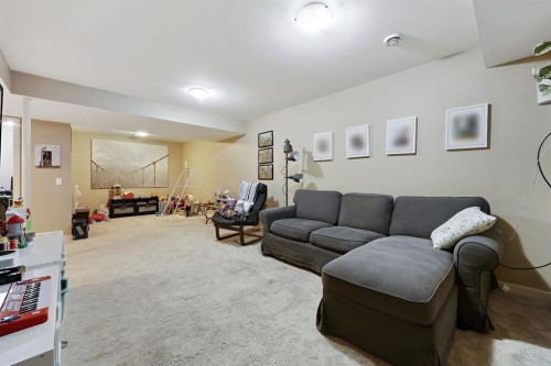 256 Lysander Place Se, Calgary, AB - Indoor