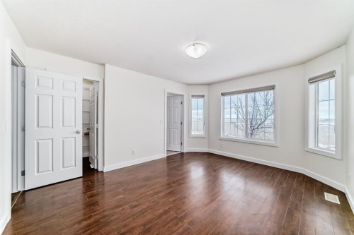 226 Saddlebrook Circle Ne, Calgary, AB - Indoor Photo Showing Other Room