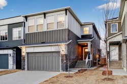 62 Westland Park SW Calgary, AB T3H 0W1