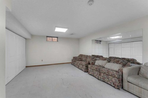 20 Templehill Crescent, Calgary, AB - Indoor Photo Showing Basement