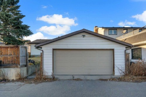 20 Templehill Crescent, Calgary, AB - Outdoor With Exterior