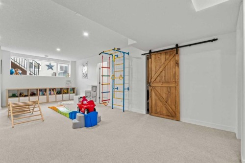 311 Mcleod Crescent, Diamond Valley, AB 