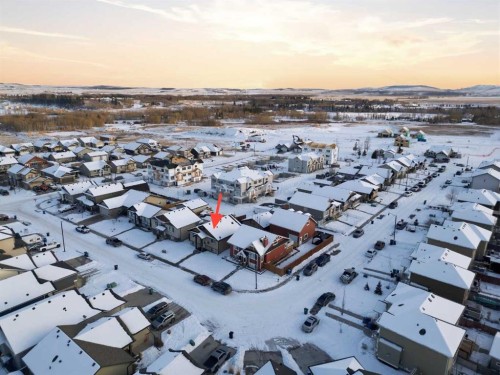 311 Mcleod Crescent, Diamond Valley, AB 