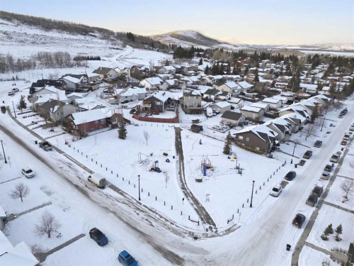 311 Mcleod Crescent, Diamond Valley, AB 