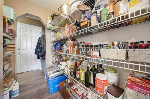 14 Kincora Drive Nw, Calgary, AB - Indoor With Storage
