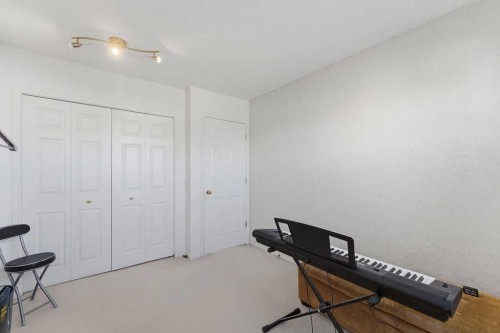 603 Citadel Terrace Nw, Calgary, AB - Indoor Photo Showing Other Room