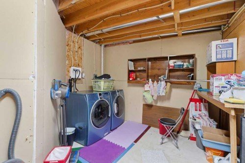603 Citadel Terrace Nw, Calgary, AB - Indoor Photo Showing Laundry Room