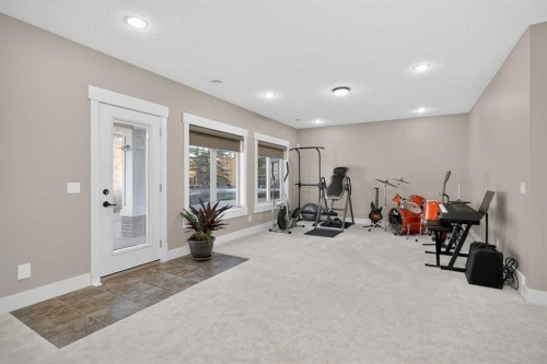 72 Rockcliff Grove Nw, Calgary, AB - Indoor