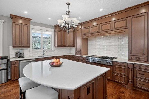 72 Rockcliff Grove Nw, Calgary, AB - Indoor Photo Showing Kitchen With Upgraded Kitchen
