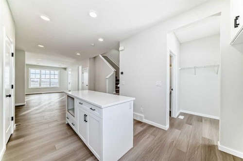 158 Bartlett Crescent Se, Calgary, AB - Indoor Photo Showing Other Room