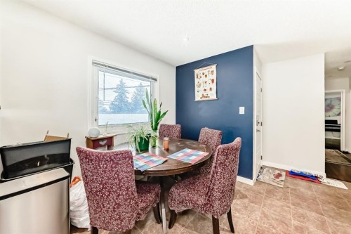 176 Hendon Drive Nw, Calgary, AB - Indoor Photo Showing Dining Room