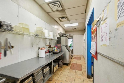 3223 17 Avenue Se, Calgary, AB 