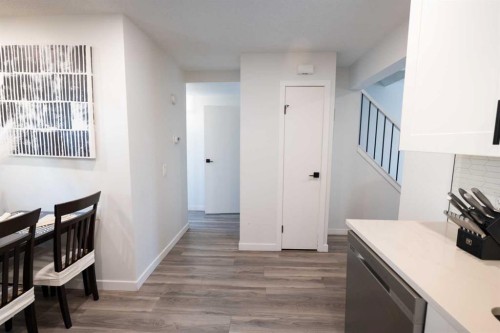 6223 Penedo Way Se, Calgary, AB - Indoor Photo Showing Other Room