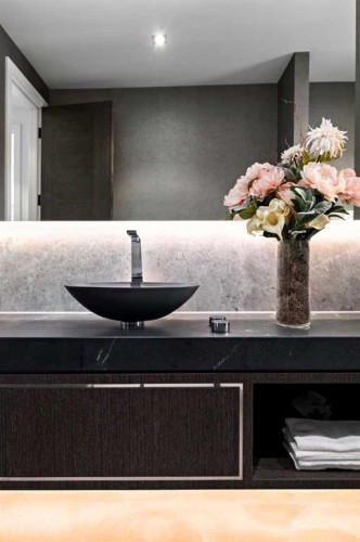 25 Posthill Drive Sw, Calgary, AB 