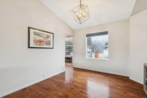 124 Woodmark Crescent Sw, Calgary, AB - Indoor Photo Showing Other Room