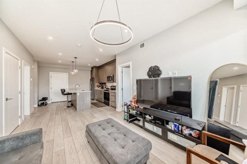 3307-60 Skyview Ranch Road Ne, Calgary, AB - Indoor Photo Showing Living Room