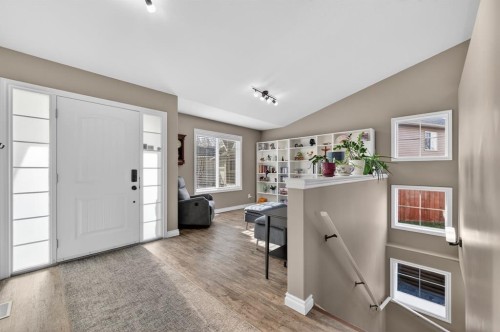 26 Mackenzie Way, Carstairs, AB - Indoor Photo Showing Other Room