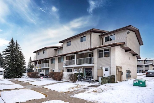 424-200 Brookpark Drive SW Calgary, AB T2W 3E5