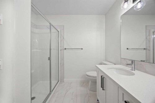 108 Waterford Way, Chestermere, AB - Indoor Photo Showing Bathroom