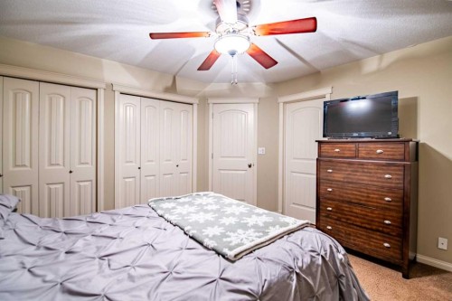 261 Jenner Crescent, Red Deer, AB 