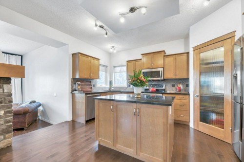 360 Parkmere Green, Chestermere, AB 