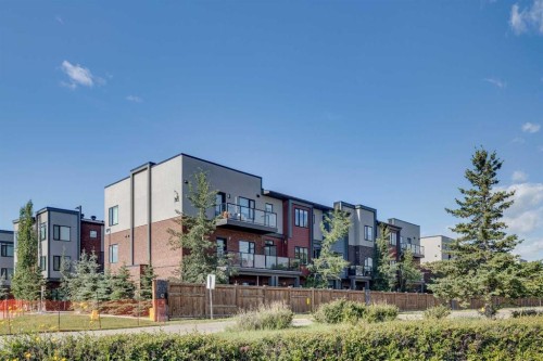 614 Greenbriar Common Nw, Calgary, AB - Outdoor