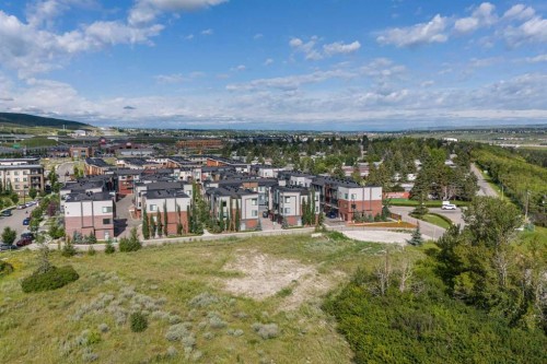 614 Greenbriar Common Nw, Calgary, AB - Outdoor With View