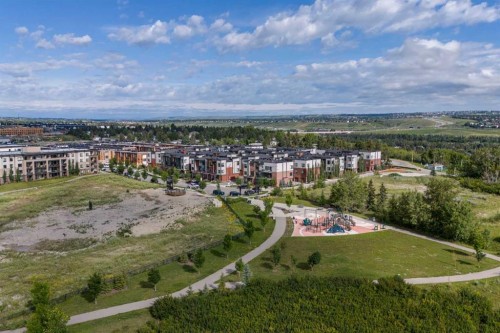 614 Greenbriar Common Nw, Calgary, AB - Outdoor With View