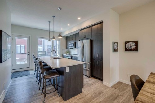 614 Greenbriar Common Nw, Calgary, AB - Indoor