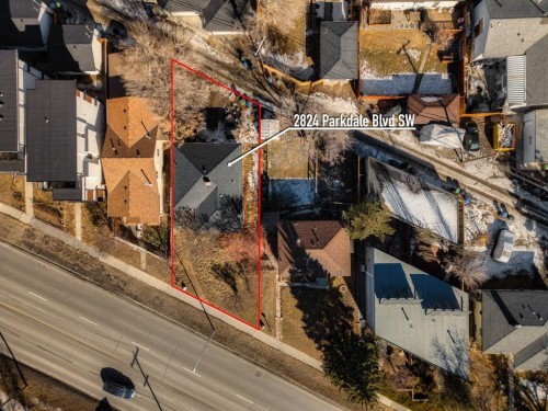 2824 Parkdale Boulevard Nw, Calgary, AB - Indoor