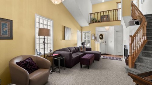 80 Arbour Grove Close Nw, Calgary, AB - Indoor Photo Showing Other Room