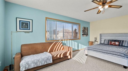 80 Arbour Grove Close Nw, Calgary, AB - Indoor Photo Showing Bedroom