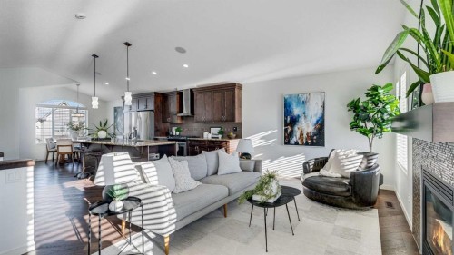 389 Cranberry Circle Se, Calgary, AB - Indoor Photo Showing Living Room