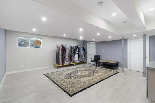 17 Carrington Manor Nw, Calgary, AB - Indoor