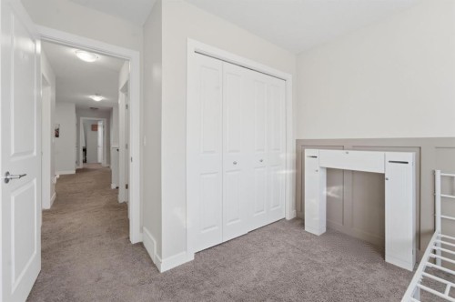 115 Bayview Circle, Airdrie, AB - Indoor Photo Showing Other Room