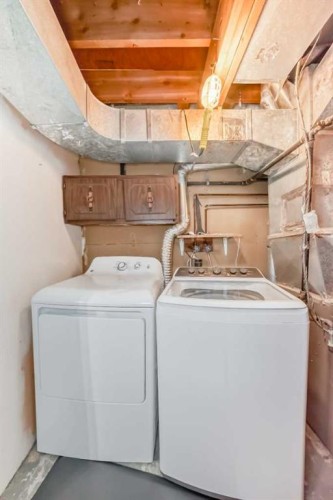 212 Cedarbrook Bay Sw, Calgary, AB - Indoor Photo Showing Laundry Room