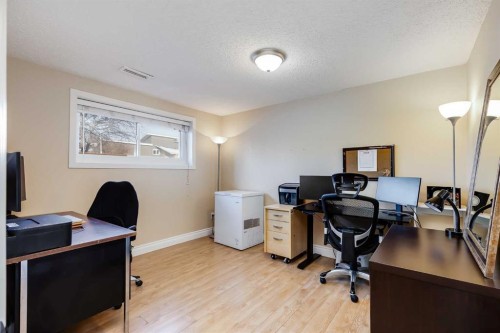 1205 Meadowbrook Drive Se, Airdrie, AB - Indoor Photo Showing Office