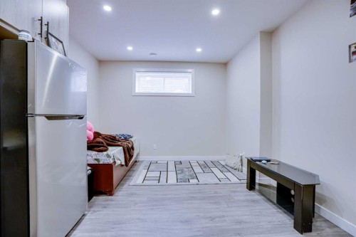 126 Saddlestone Park Ne, Calgary, AB - Indoor