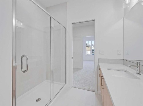 119 5 Avenue Se, High River, AB - Indoor Photo Showing Bathroom