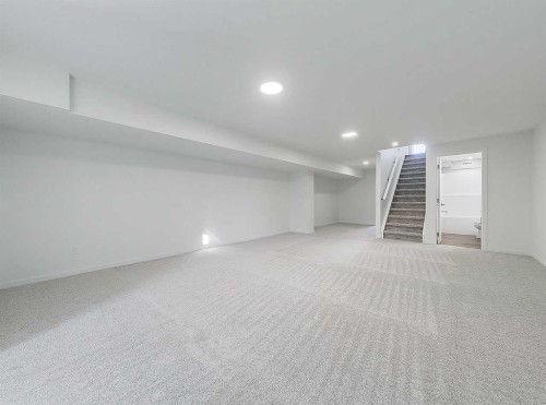 119 5 Avenue Se, High River, AB - Indoor