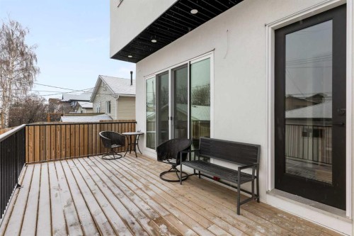 234 25 Avenue Ne, Calgary, AB - Outdoor With Deck Patio Veranda With Exterior