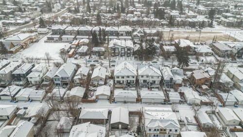 234 25 Avenue Ne, Calgary, AB - Outdoor