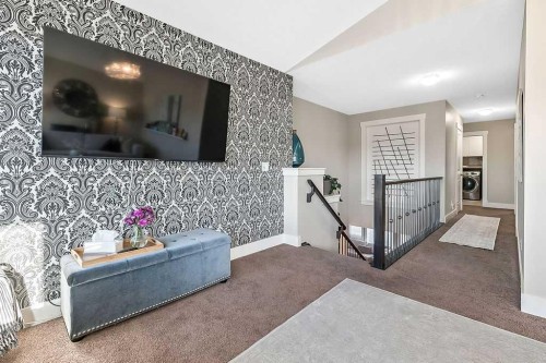 112 Kinniburgh Close, Chestermere, AB - Indoor Photo Showing Other Room