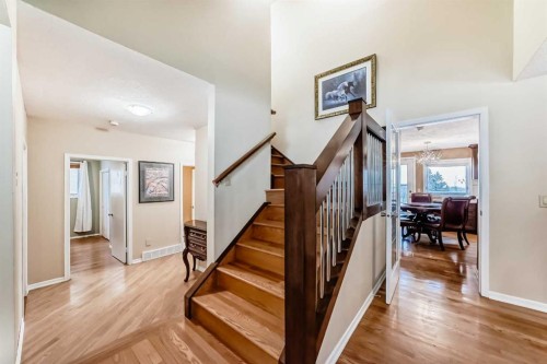 2612 Signal Hill Drive Sw, Calgary, AB 