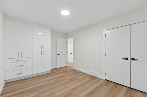 420 Pinegreen Close Ne, Calgary, AB - Indoor Photo Showing Other Room