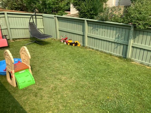 91 Royal Elm Way Nw, Calgary, AB - Outdoor With Backyard