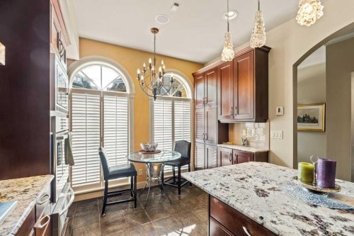 2421 Erlton Street Sw, Calgary, AB - Indoor Photo Showing Dining Room