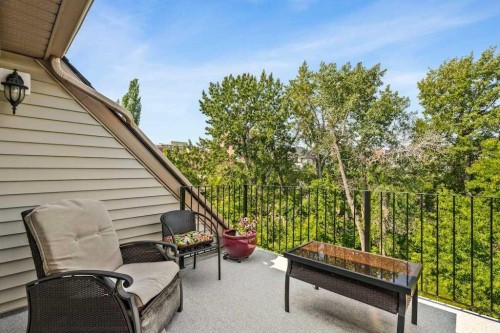 2421 Erlton Street Sw, Calgary, AB - Outdoor With Exterior